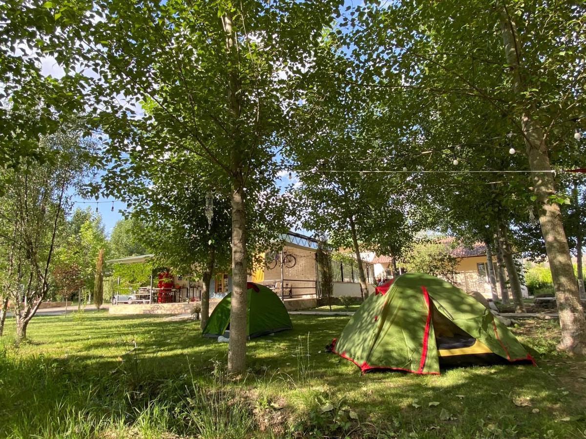 Crossway Camping Yeghegnadzor Exterior foto